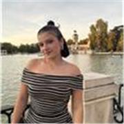 Persona responsable, organizada y comprometida con su trabajo. Capaz de cumplir objetivos y plazos con eficiencia, 