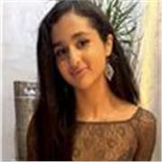 Profesora de apoyo para asignaturas relacionadas con inglés, valenciano, castellano, latín, griego y de la carrera de Derecho