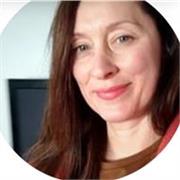 Insegnante certificata TEFL con esperienza pluriennale. General English, Certificazioni Cambridge KET, PET, FCE, CAE, IELTS and Business English, Preparazione esami universitari
