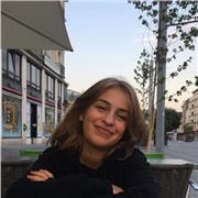 Tuteur pour l'aide aux devoirs et soutien scolaire donne de scours particuliers