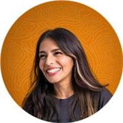 Diseñadora especializada en contenido visual y comunicación digital.