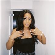 I am a native English Speaker. Who has plenty of experience teaching others how to speak English!