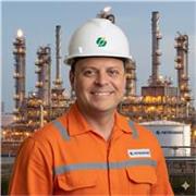 Sou instrutor especializado em Segurança do Trabalho, com experiência na condução de treinamentos de prevenção e combate a incêndios. Meu objetivo é desenvolver competências técnicas e práticas que permitam aos participantes identificar riscos, adotar med