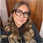 Sono disponibile per aiuto compiti online. Sono laureata in commercio estero e frequento un master in risorse umane.