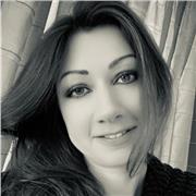 I deliver lessons that aspire students to achieve their highest goals.