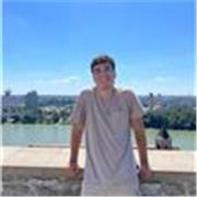 Laureando in Filosofia. Ho frequentato il liceo scientifico, diplomato con 100/100. Ottime referenze. Disponibile anche per Fisica