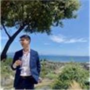 Eccomi qui per motivarti a finire i tuoi compiti scolastici in maniera leggera e coinvolgente