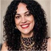 Profesora de marketing y comunicación digital para todas las edades