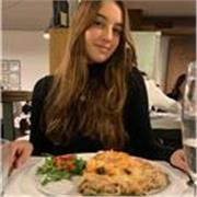 Sono Sofia, ho 16 anni sono al terzo anno del liceo scientifico talete. Sono disponile per delle ripetizioni di matematica