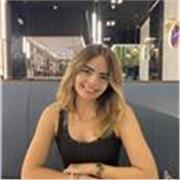 Estudiante de Biotecnología con experiencia en clases particulares, especialmente en ciencias de la salud y materias numéricas.