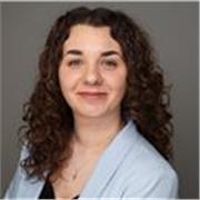 Engagierte BWL-Tutorin mit Praxiserfahrung unterstützt gerne Schüler und Studierende