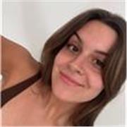 Soy Lucía, maestra de Educación Primaria y PT, y ofrezco apoyo escolar en todas las materias de Primaria