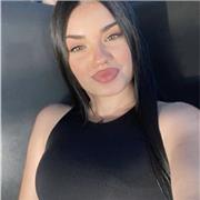 Mis clases están pensadas para ser prácticas, accesibles y muy entretenidas. Creo firmemente que todos pueden desarrollar su lado.