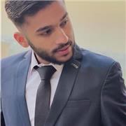 I give private lessons tailored to your level and learning needs.