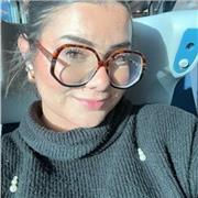 étudiante ingénieur en chimie, prête à vous apprendre toutes les bases de la chimie