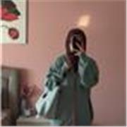 Offro lezioni di inglese private da remoto. Possiedo il livello C1. Trasformiamo insieme le sfide in successi.