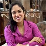 Profesora con conocimiento en inglés para niños de todas las edades