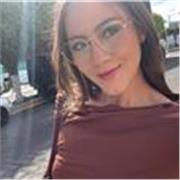 Soy maestra de español hablante nativa, con experiencia en la enseñanza a niños, adolescentes y adultos