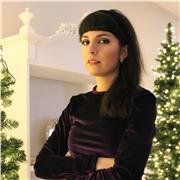 Laureanda impartisce lezioni private di matematica, inglese, francese, tedesco e italiano per studenti di tutte le età