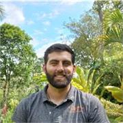 Profesor de topografía, álgebra, matemáticas y ciencias en general.
También enseño manejo de software especializados en datos geoe