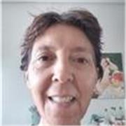 Profesora de inglés bilingüe con 5 años de experiencia ofrece clases a todos los niveles y conversación. 

