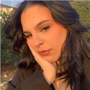 Diplomata liceo linguistico e certificata FCE pffre lezioni private di inglese