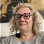 Sei alla ricerca di un aiuto per lo studio eccomi sarò felice di darti supporto ! Contattami 