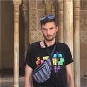 Titulado en un grado de arqueología, ofrezco hacer clases de sociales, catalán y castellano en formato presencial u online. 
