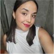 Me defino como una persona con gran capacidad, empatia y paciencia para tener buen trato con niñ@s pequeños.