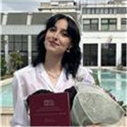 Sono neolaureata in mediazione linguistico-culturale. Propositiva ed intraprendente, sono pronta ad aiutarti! 