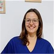Estudiante de medicina imparte clases de biología