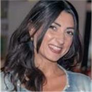 Laureata magistrale in Lingue e docente di francese, con 15 anni di esperienza, offre lezioni di Inglese, Francese, Italiano L2. 