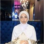 Passionate Online english tutor studying at Cambridge University
