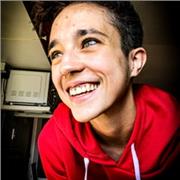 Estudiante de magisterio y profesor particular actualmente en Madrid