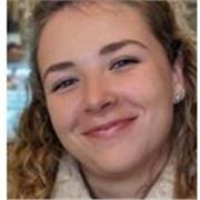 Docente di italiano offre lezioni per ragazzi delle medie per migliorare il metodo di studio, organizzazione delle materie e DSA