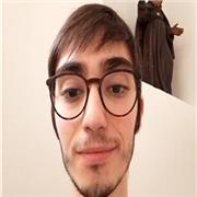 Tengo el B2 de catalán, soy estudiante y me llevo bien con los niños, puedo dar clases a niños y jóvenes.