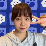 Chinese/ English tutor teaches students under 18