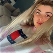 Te definirías como una persona comprometida y apasionada que enseña clases particulares a estudiantes de primaria, secundaria y adultos