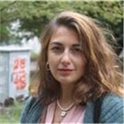 Nachhilfestunde in Literatur auf Deutsch und Englisch mit Nina