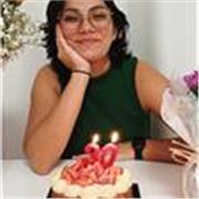 Profesora titulada en Cocina y Pastelería con más de 5 años de experiencia. Me apasiona la pastelería artesanal y moderna.
