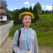 I would like to teach GCSE level Chemistry, Maths or Physics to both foundation level(grades 4-5) and Higher level(grades 6-9)