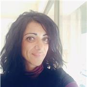 Diplomata al turismo e Laureata in economia, impartisco lezione di lingua francese perché ho vissuto in Francia