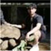 Active, outgoing and sociable person looking to develop myself through supporting others. Lessons aimed at school-level students.