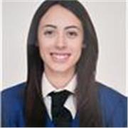 Destaco por ser una persona cercana y paciente, con vocación por enseñar a alumnos de enseñanza primaria.