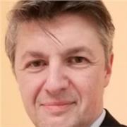 Aiuterò non solo nelle materie elencate in dettaglio ma anche a fornire un metodo personalizzato in base agli impegni dello studente e della famiglia