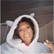 Madrelingua, esaminatrice Cambridge, laureata impartisce lezioni ideate in base alle tue esigenze e concentrate sullo speaking