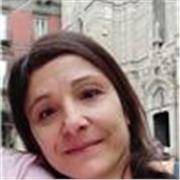 Laureata in giurisprudenza con abilitazione all'esercizio professionale forense