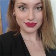 Profesora de Lengua y Literatura española se ofrece para dar clase a alumnos de cualquier curso (Primaria, ESO y Bachillerato). Del mismo modo, tengo experiencia en clases de Inglés e Historia