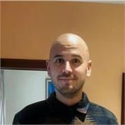 Profesor especializado en contabilidad financiera y fiscalidad