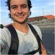 Graduado de ingeniería mecánica y máster en energías renovables, interesado en dar clases online para la ESO y bachillerato. 